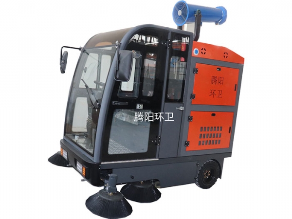 騰陽TY - 2000型電動駕駛式掃地車：工業清潔的“硬核”擔當